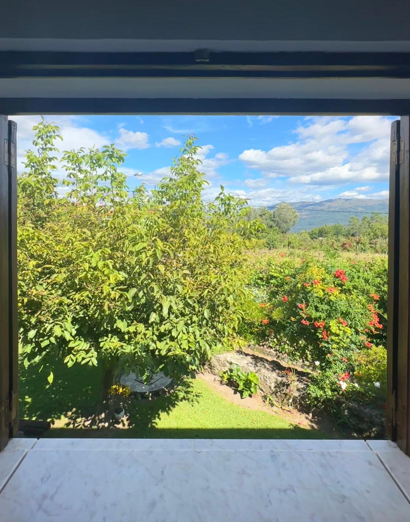 Vila Guia In Valdreu Braga Bagian luar foto