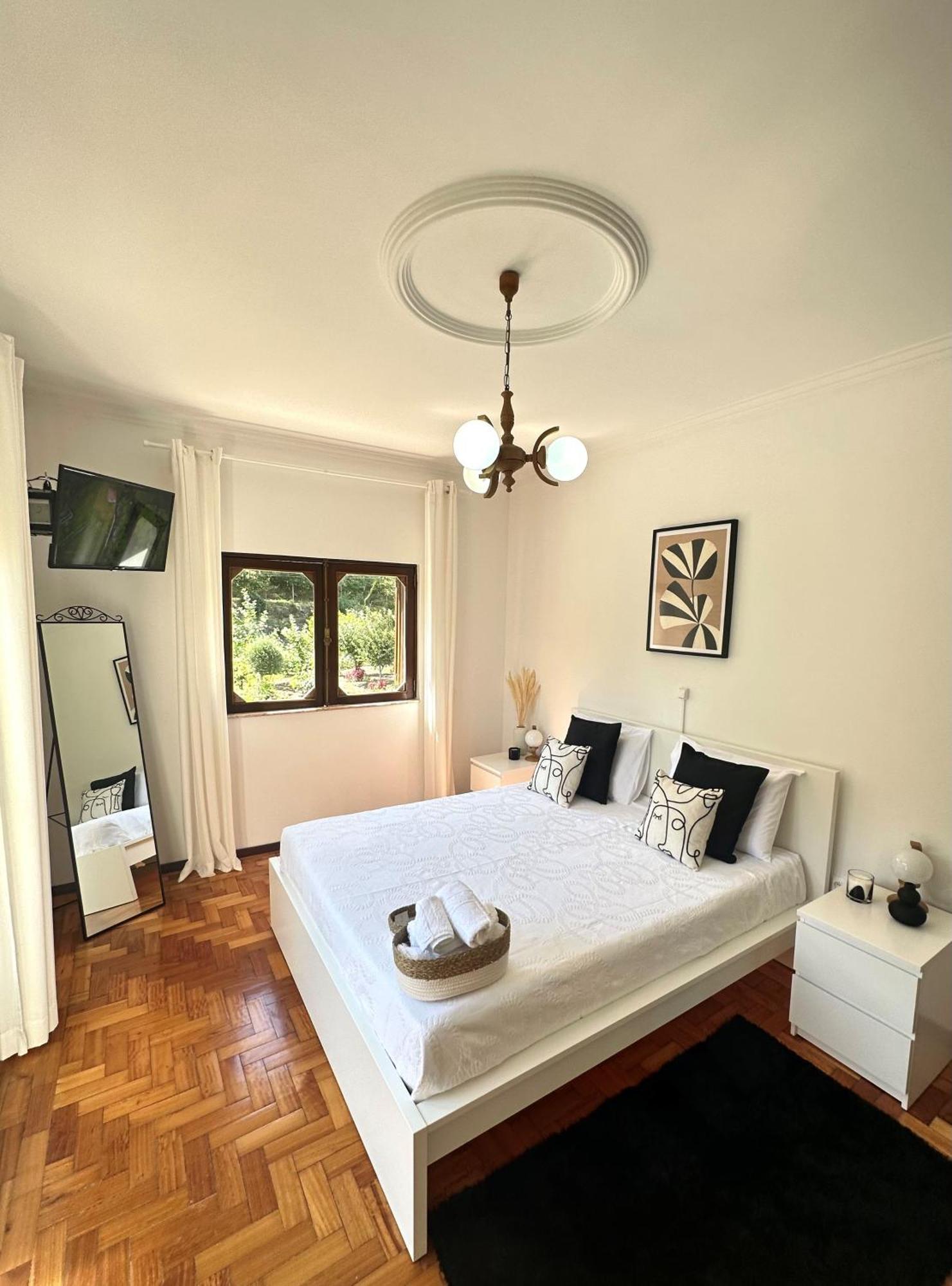 Vila Guia In Valdreu Braga Bagian luar foto